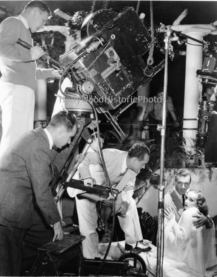 Marlene Dietrich 1936 Desire with Gary Cooper and director Frank Borzage.jpg